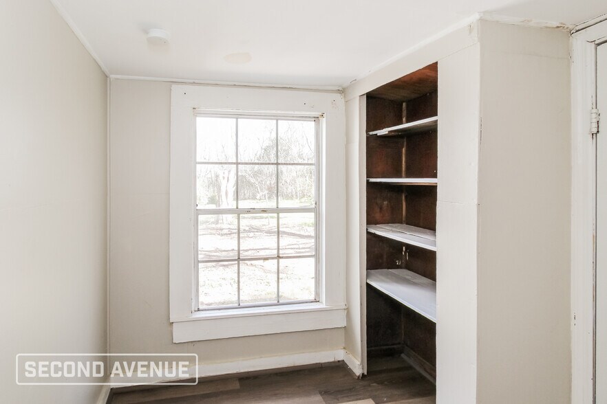 Building Photo - 412 Irving St