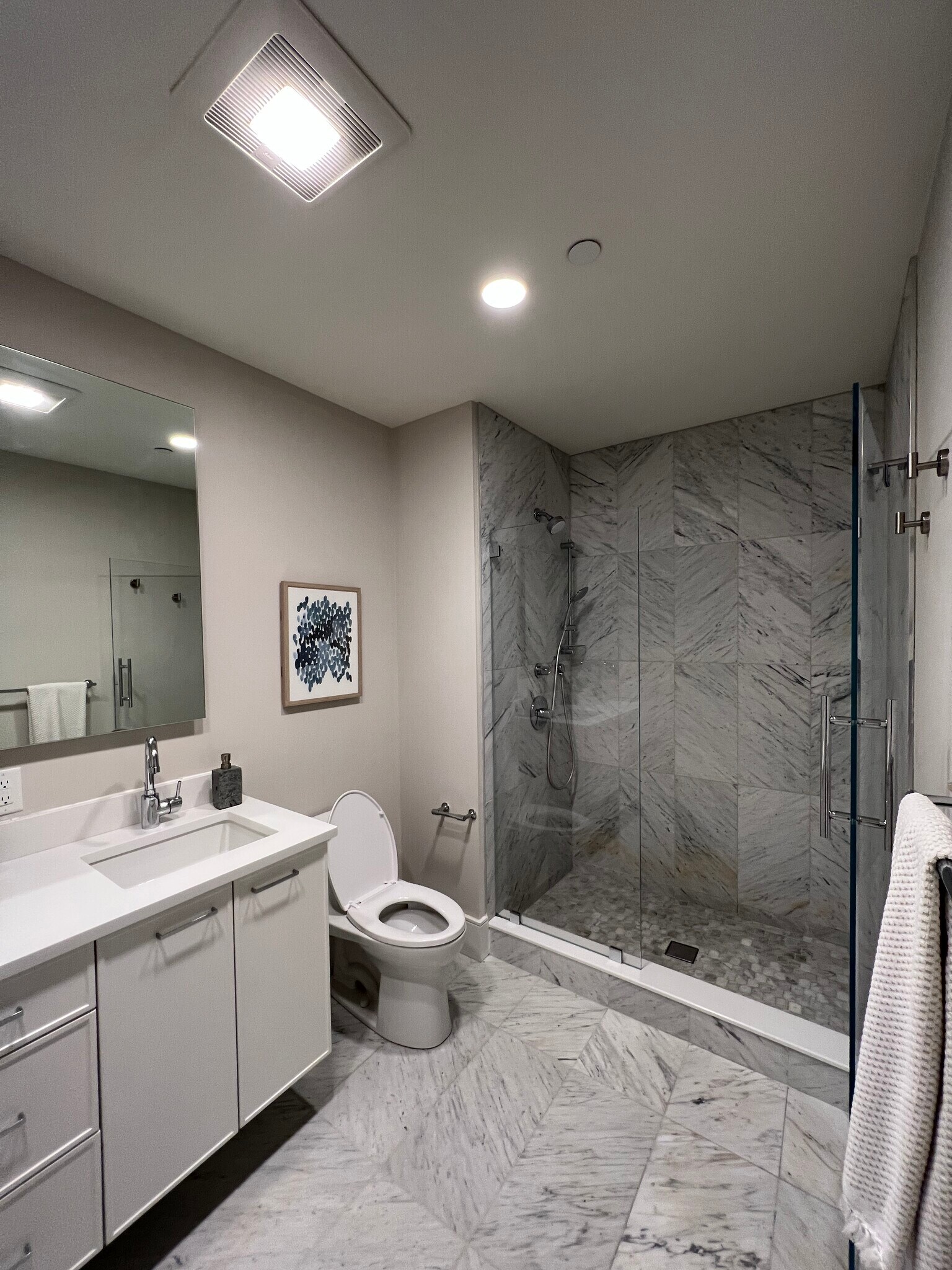 Building Photo - 214 Market St