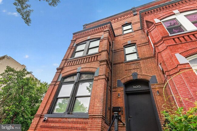 Building Photo - 1620 15th St NW