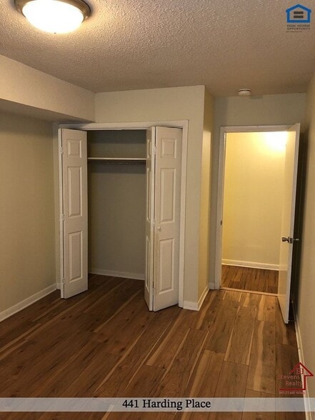 Building Photo - 441 Harding Pl