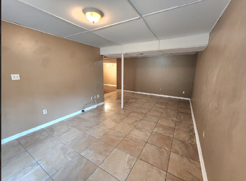 Building Photo - 39 Valleyview Cir