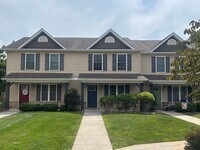 Building Photo - 50 Gloucester Dr