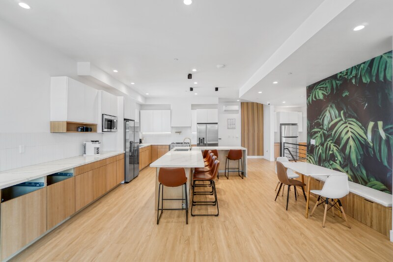 Building Photo - 4800-4802 S Slauson Ave