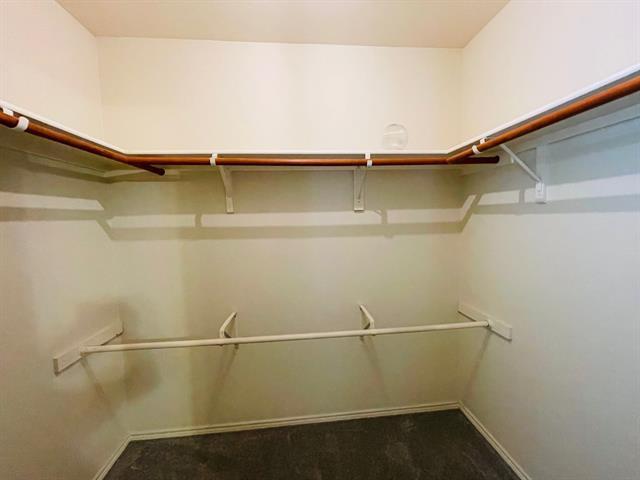 Building Photo - 614 Rockbrook Dr