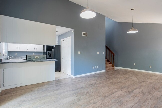 Building Photo - 6908 Weatherwood Pl