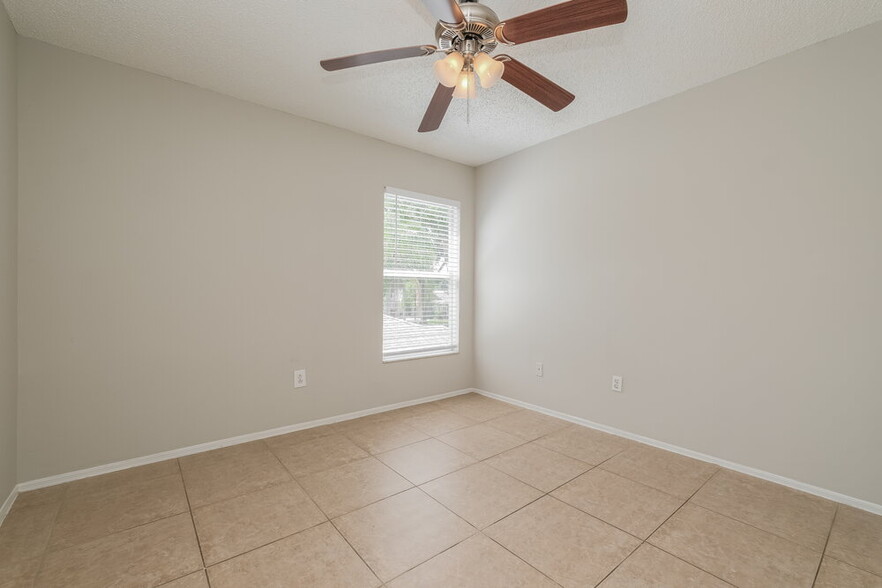 Building Photo - 8723 Morrison Oaks Ct