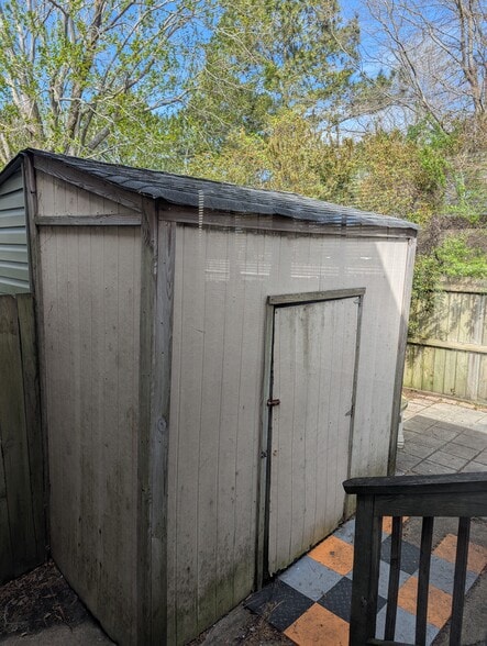 Building Photo - 3064 Comte Ct