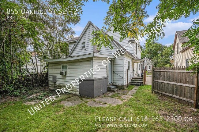 Building Photo - 855 Oakhill St SE