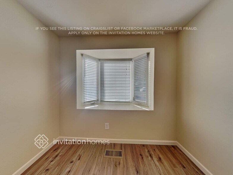 Building Photo - 848 Hubbard Dr