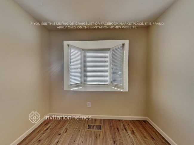 Building Photo - 848 Hubbard Dr