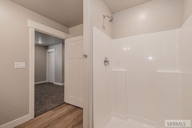 Building Photo - Bake Place 3 Bed 2.5 Bath New Build