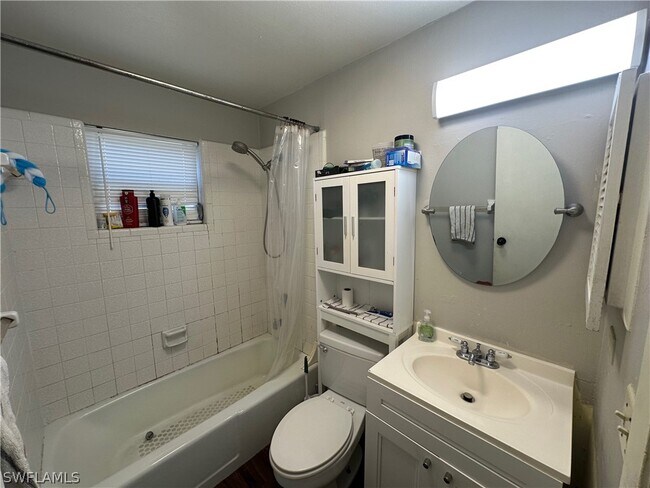 Building Photo - 7193 Barragan Rd