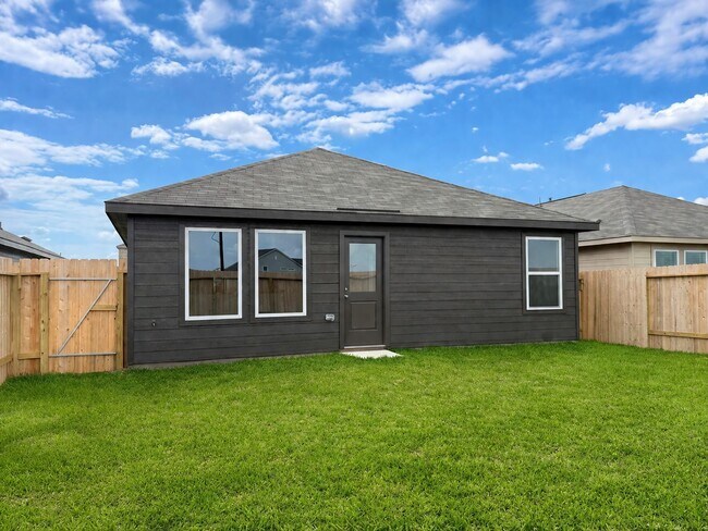 Building Photo - 21634 Willow River Canyon Ln