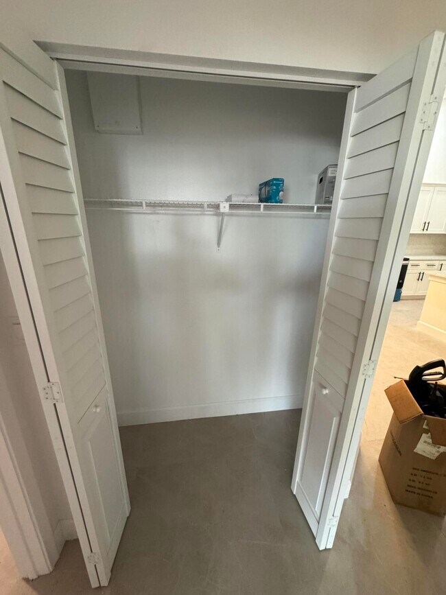 Building Photo - 1148 Summit Trail Cir