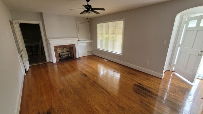 Building Photo - Charming ranch home in heart of Garner