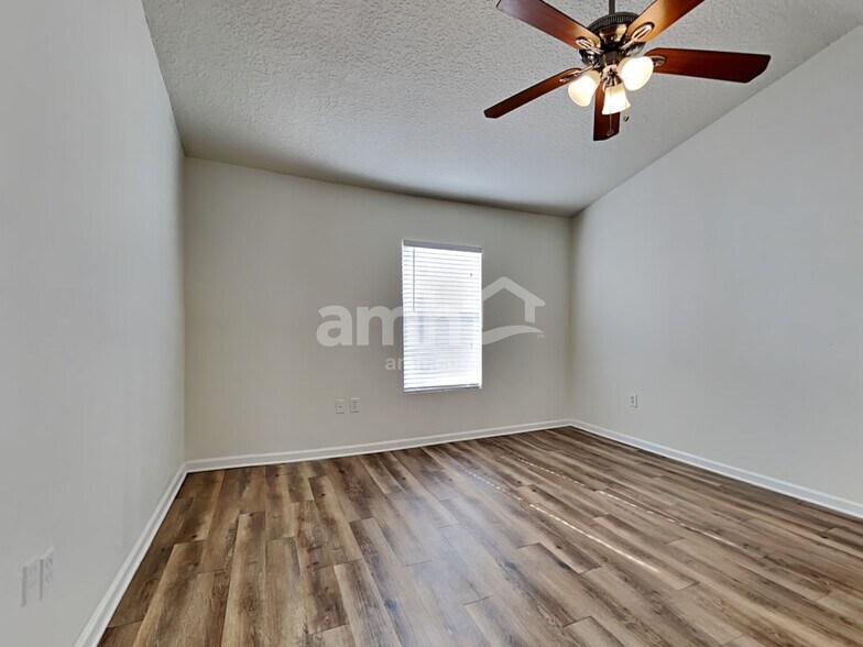 Building Photo - 201 Marisco Way