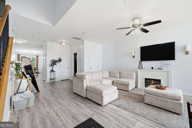 Building Photo - 166 Odyssey Dr NW