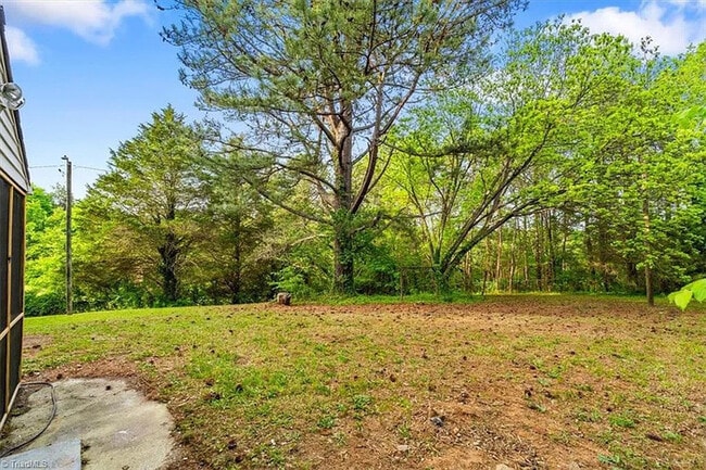 Building Photo - Earn Wealth While Leasing - Like a Homeowner - Lease to Own