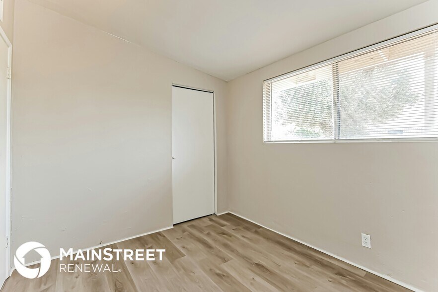 Building Photo - 7126 E 34th St