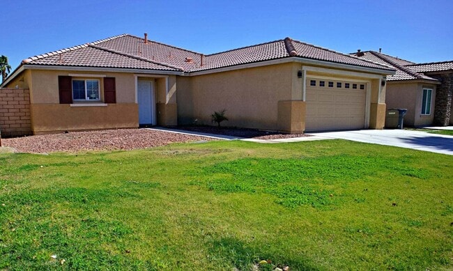 Building Photo - 48404 La Playa St