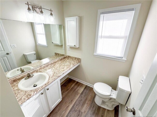 Building Photo - 499 Coronation Dr