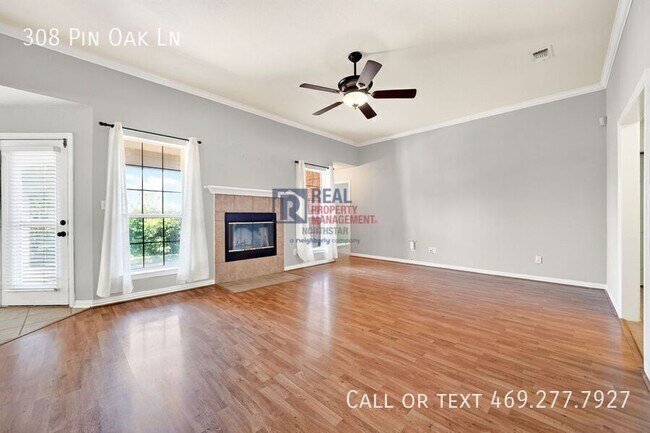 Building Photo - 308 Pin Oak Ln