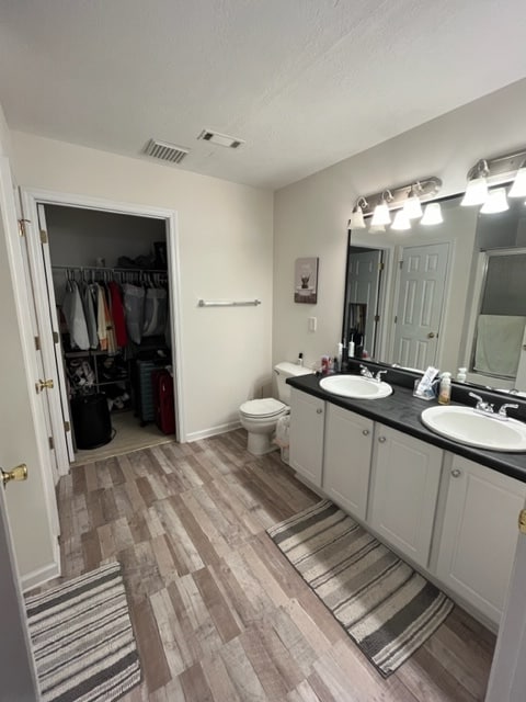 Building Photo - 2018 Reserve Ln