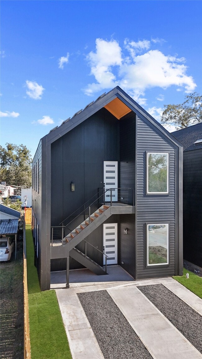 Building Photo - 8318 Williamsdell St