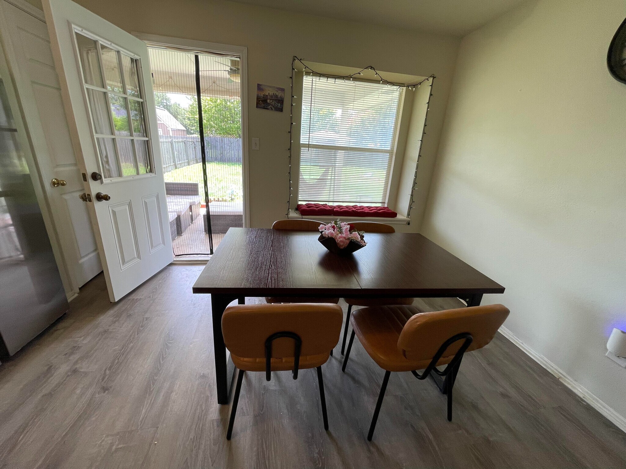 Building Photo - Room in Single Family Home on Socorro Bend