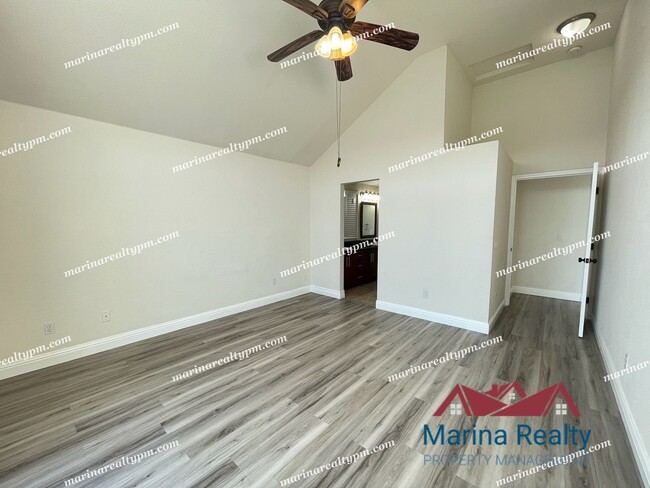 Building Photo - Available August 1st   Waterview Large Bal...