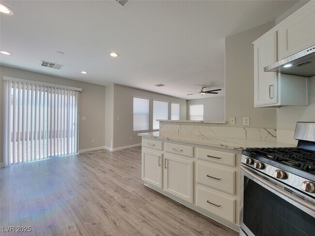 Building Photo - 4673 Aventura Canyon Ct