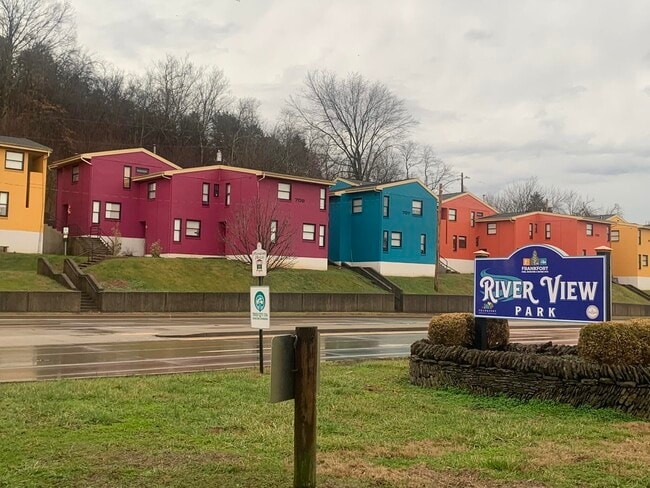 Building Photo - 702 Wilkinson Blvd