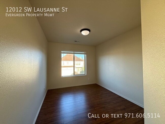 Building Photo - 12012 SW Lausanne St