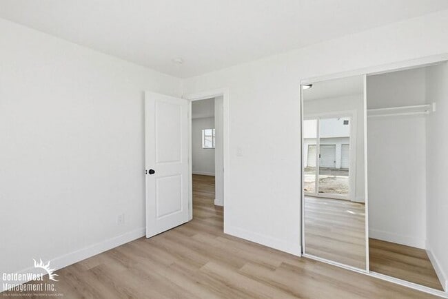 Building Photo - Newly Renovated 2Bdm 2Ba Stand Alone Unit with Private Yard in Chula Vista!