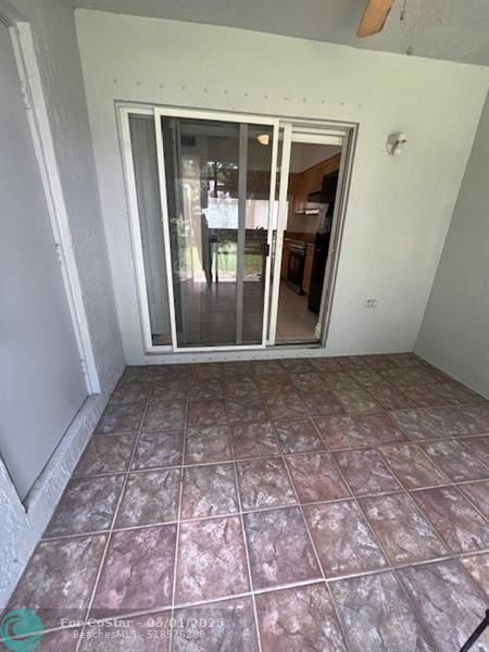 Building Photo - 3333 Confetti Ln