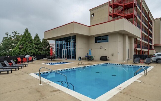 Building Photo - 210 Raceday Center Dr