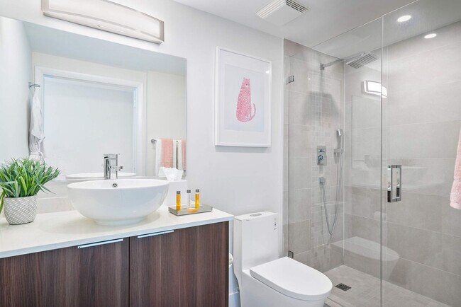 Building Photo - 2889 McFarlane Rd