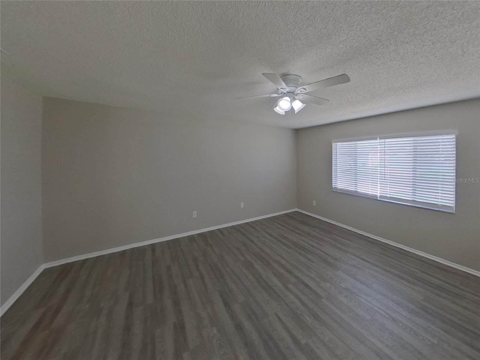 Building Photo - 3717 Coppertree Cir