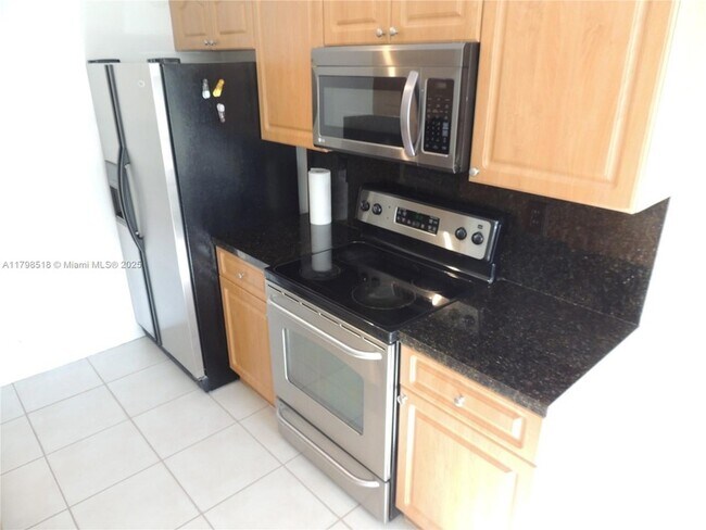 Building Photo - 4864 NW 97th Ct