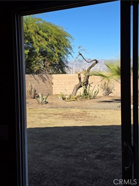 Building Photo - 736 Summit Dr