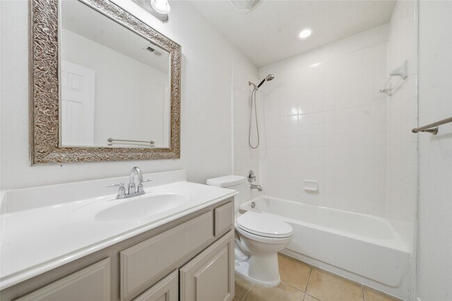 Building Photo - 4647 Wellington Grove Ln