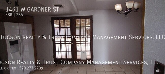 Building Photo - 1461 W Gardner St