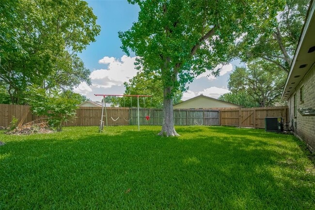 Building Photo - 14330 Templar Ln