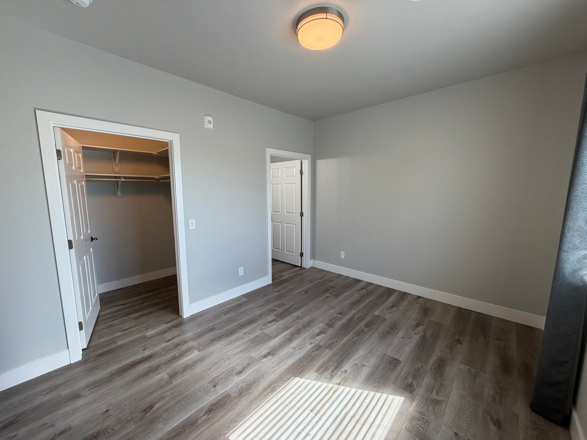 Building Photo - 3250 Rosebud Dr