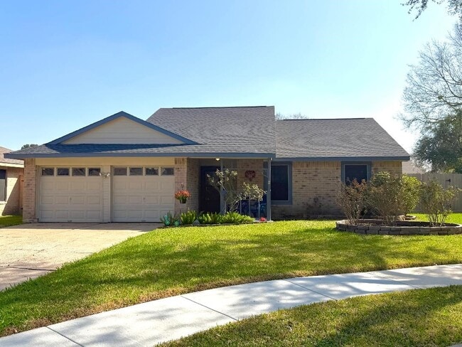 Building Photo - 14107 Mary Sue Ct