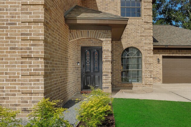 Building Photo - 24 Hornsilver Pl