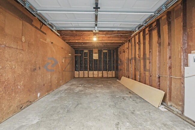 Building Photo - 2742 SE 138th Ave