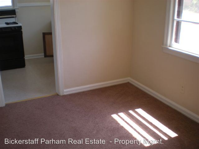 Building Photo - 2343 Manning Ave