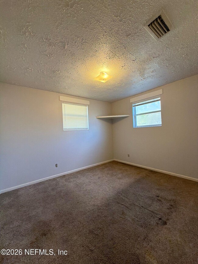 Building Photo - 10640 Arnez Rd