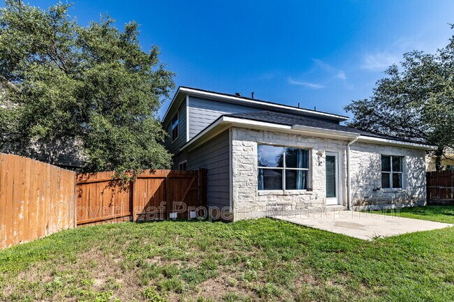 Building Photo - 106 Red Willow